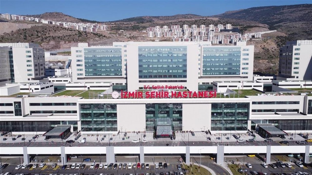 İzmir Şehir Hastanesi